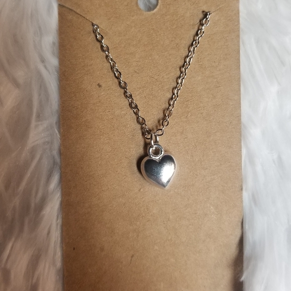 Valentine's Day Heart Necklace - Picture 12 of 14